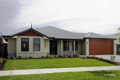 27 Dromedary Cres, Aveley, WA 6069