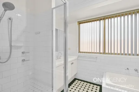 Property photo of 2/3 John Purcell Way South Nowra NSW 2541