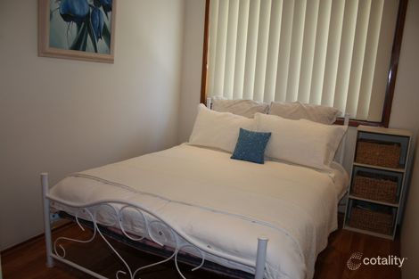 Property photo of 54 Warrina Avenue Summerland Point NSW 2259