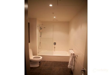 Property photo of 2203/180 City Road Southbank VIC 3006