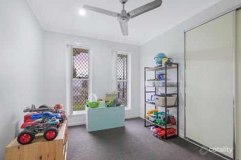 Property photo of 16 Cavill Way Narangba QLD 4504