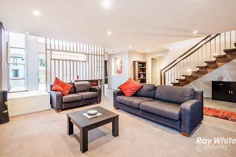 Property photo of 8 Peledora Place Lyndhurst VIC 3975