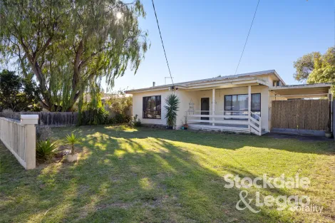 98 Alma St, Tootgarook, VIC 3941