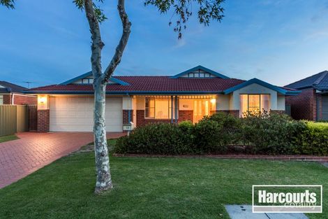 Property photo of 13 Oak Post Place Cranbourne East VIC 3977