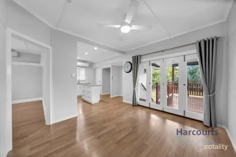 11 Wilson St, Victoria Point, QLD 4165