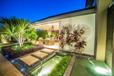 4 Midshipman Ct, Surfers Paradise, QLD 4217