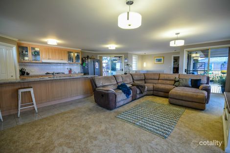 Property photo of 4 Burden Place Paynesville VIC 3880