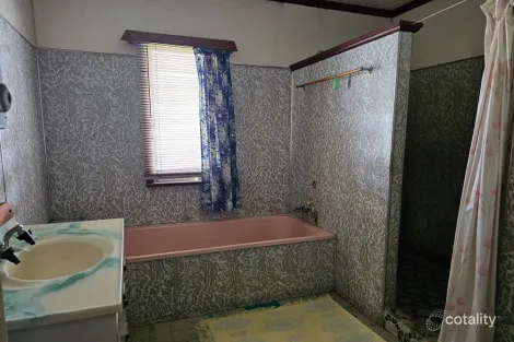 Property photo of 48 Beach Road Ayr QLD 4807