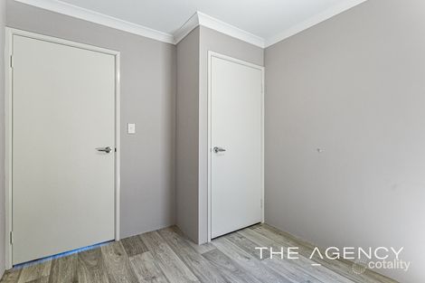 Property photo of 9 Ladybower Vista Aveley WA 6069