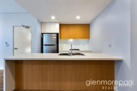 Property photo of 10/37 Bradley Street Glenmore Park NSW 2745