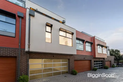 12/13 May St, Doncaster East, VIC 3109