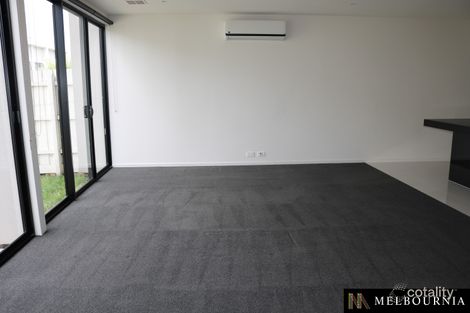Property photo of 13 Rivulet Boulevard Springvale VIC 3171