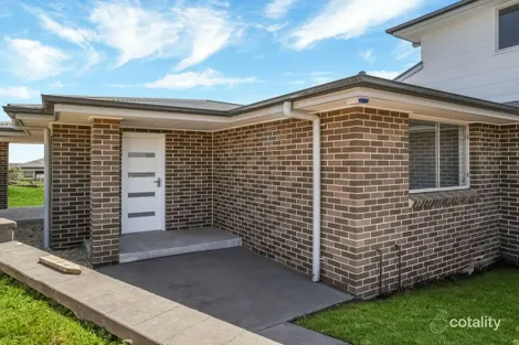 32 Randall St, Glenmore Park, NSW 2745