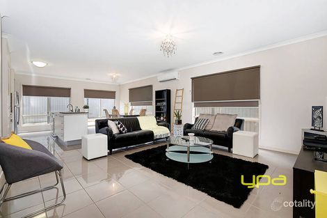 Property photo of 4 Cockatiel Circuit Craigieburn VIC 3064