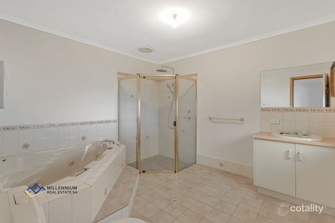 Property photo of 6 Crestview Place Hillbank SA 5112