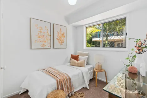 Property photo of 2/13 Wyberba Street Tugun QLD 4224