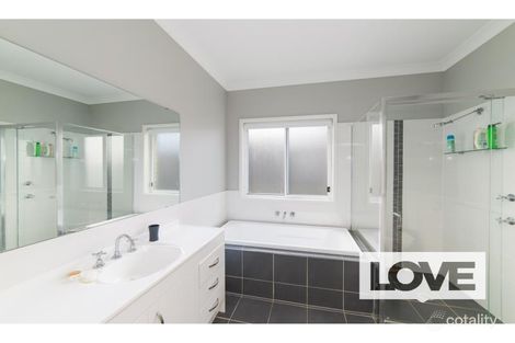 Property photo of 17 Tramway Drive West Wallsend NSW 2286