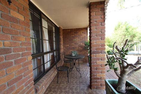 Property photo of 19 Melrose Drive Flinders View QLD 4305
