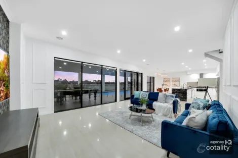 Property photo of 8 Ellis Close Point Cook VIC 3030