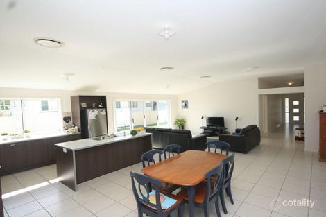 Property photo of 2 Monica Road Redcliffe QLD 4020