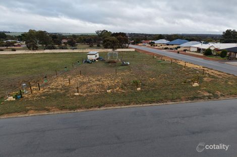 2 Edwards Way, Quairading, WA 6383