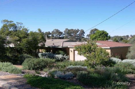 Property photo of 18 Cousins Street Strathdale VIC 3550