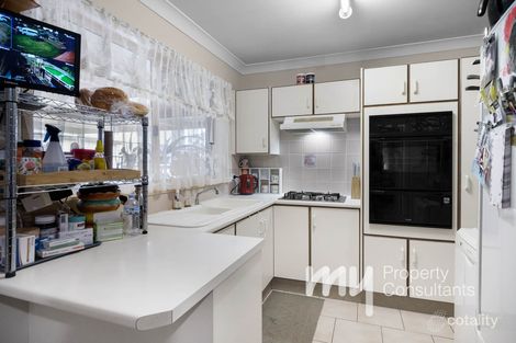 Property photo of 3 Crommelin Crescent St Helens Park NSW 2560
