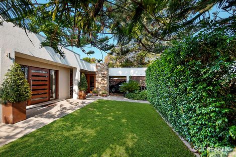 Property photo of 4 Lakeside Avenue Broadbeach Waters QLD 4218