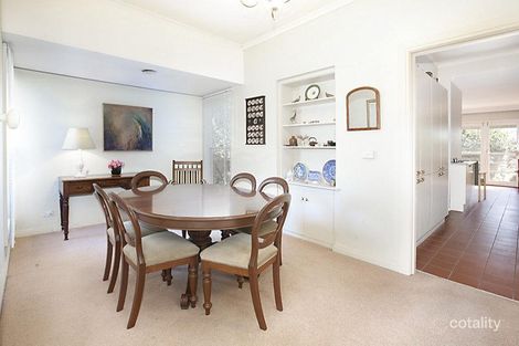 Property photo of 37 Windsor Crescent Mont Albert VIC 3127