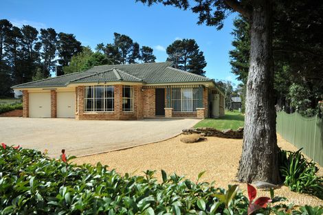176 Tableland Rd, Wentworth Falls, NSW 2782