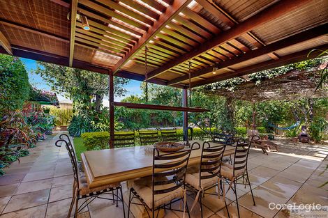 Property photo of 4 Lakeside Avenue Broadbeach Waters QLD 4218