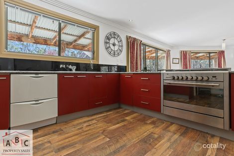 30 Bushland Rd, Moruya, NSW 2537