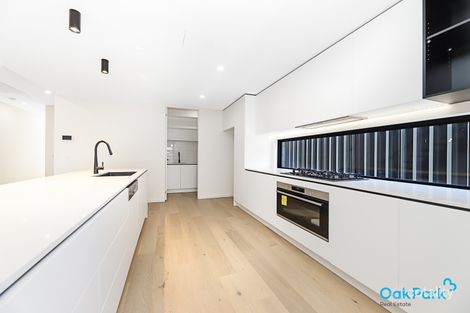 Property photo of 41 Snell Grove Oak Park VIC 3046
