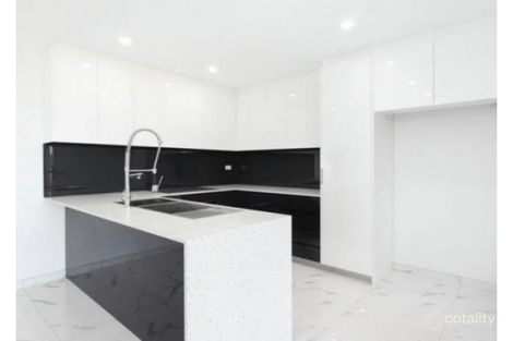 5/4 Mayberry Cres, Liverpool, NSW 2170