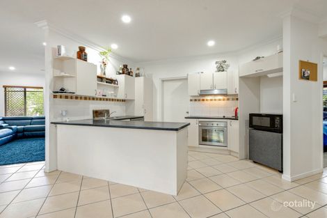Property photo of 32 Shamrock Avenue Brinsmead QLD 4870