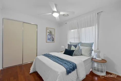 Property photo of 52 Taylor Place Mackenzie QLD 4156
