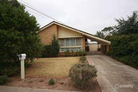 9 Meadowbank Ct, Kings Park, VIC 3021