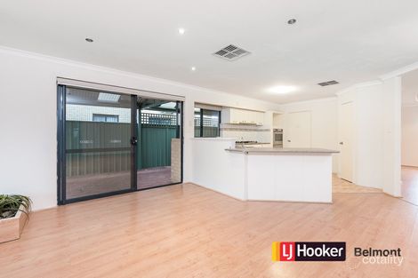 Property photo of 7 Excalibur Chase Wattle Grove WA 6107