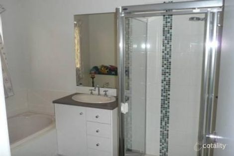 Property photo of 8 Lindsay Gardens Point Cook VIC 3030