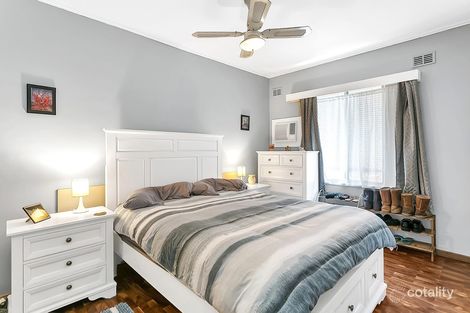 Property photo of 18 Clearview Crescent Clearview SA 5085