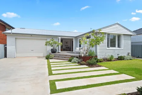 Property photo of 30 Gilles Crescent Beacon Hill NSW 2100