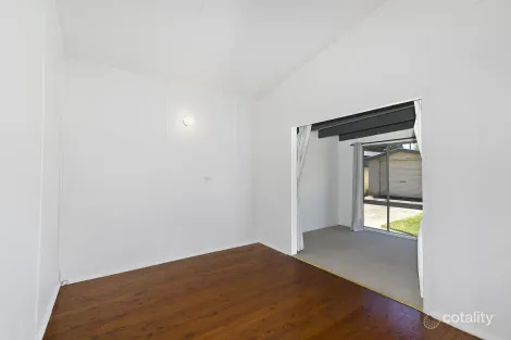 Property photo of 99 Thomas Mitchell Road Killarney Vale NSW 2261