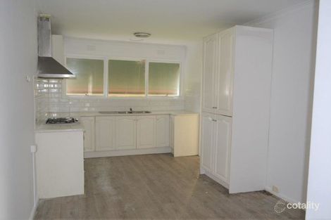 Property photo of 7 Diss Court St Albans VIC 3021