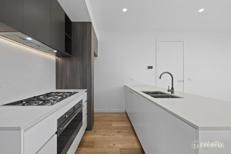 Property photo of 4/20 Lusher Road Croydon VIC 3136