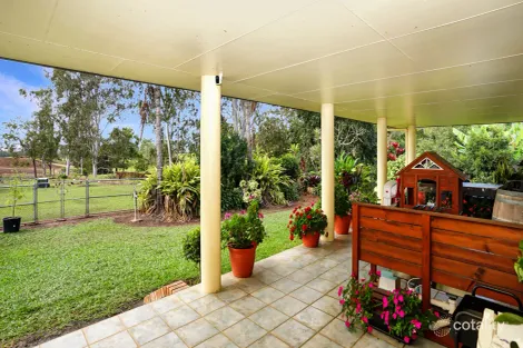 14 Pinnacle Station Rd, Pinnacle, QLD 4741