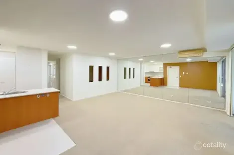 Property photo of 25/13-23 Bright Avenue Labrador QLD 4215