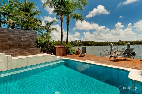 Property photo of 7114 Marine Drive East Hope Island QLD 4212