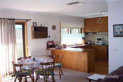 Property photo of 30 Hillview Avenue Moama NSW 2731