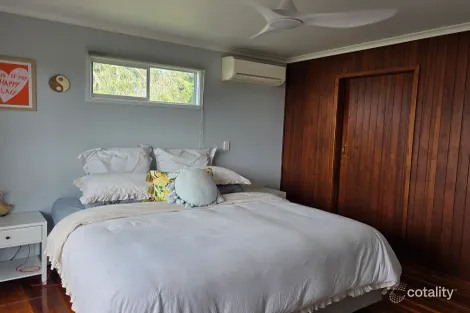 Property photo of 11 Munro Street Brandon QLD 4808