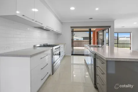 Property photo of 11 Jordan Place Warrnambool VIC 3280